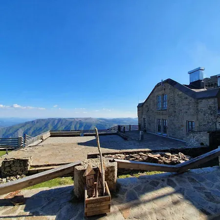 Hostel Restaurant Bar & Gites L'observatoire Mont Aigoual Valleraugue